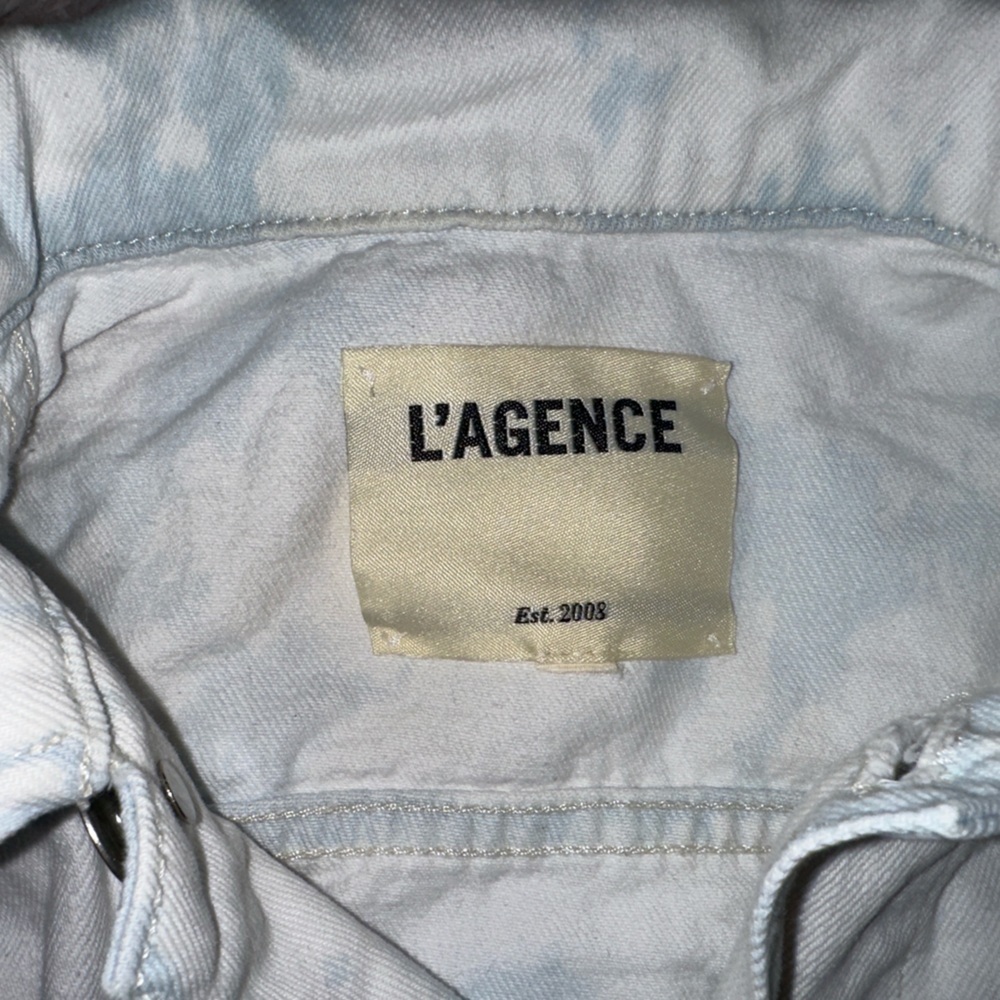 New L'AGENCE Janelle denim jacket in Light Blue acid wash Size Petite Small - Picture 7 of 10